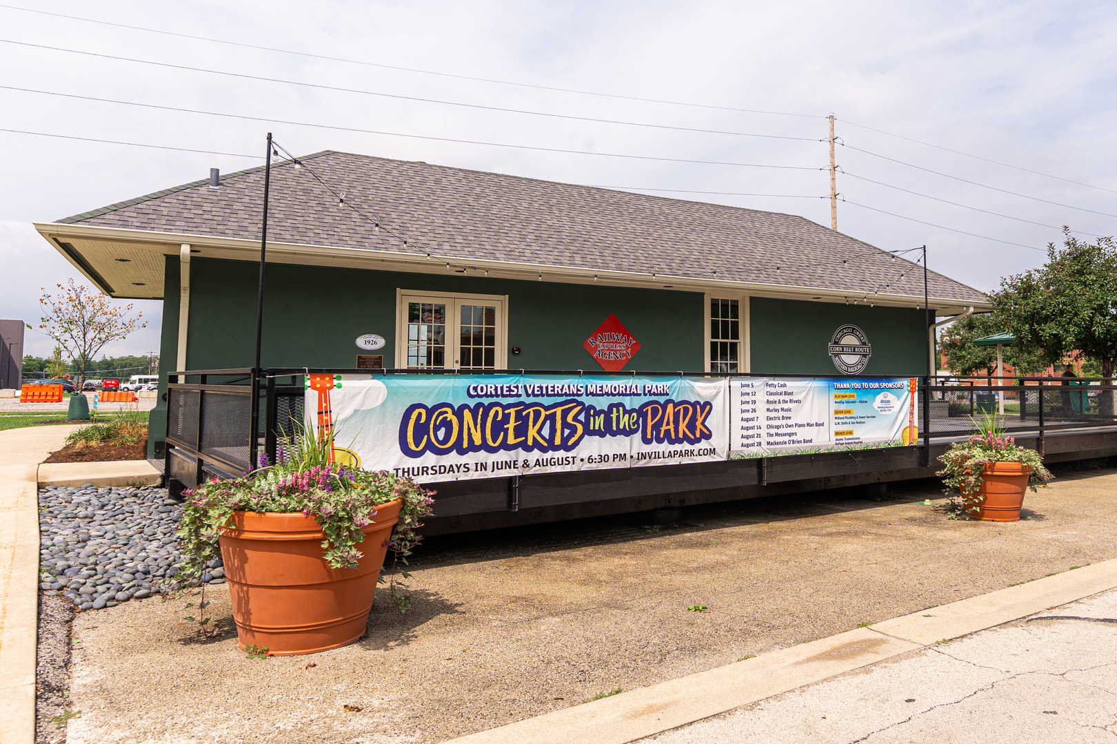 264 E Kenilworth Avenue Unit: 2