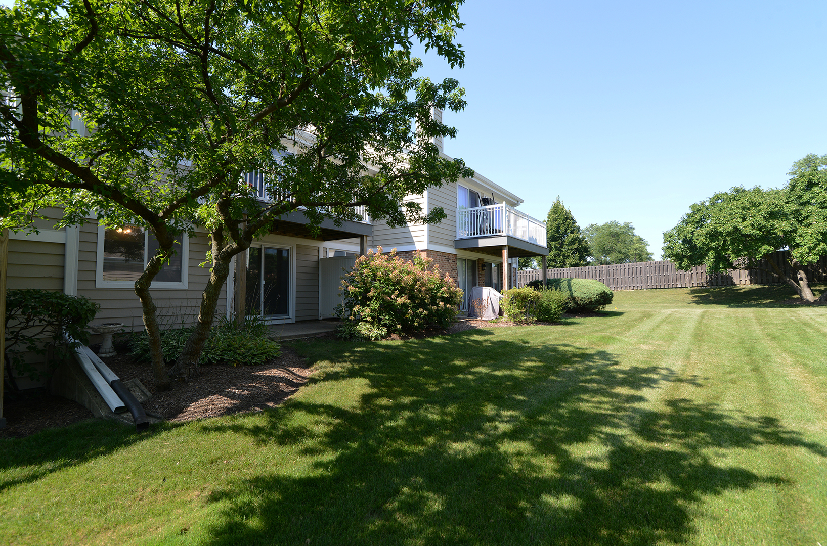 600 Eastview Court Unit: X1