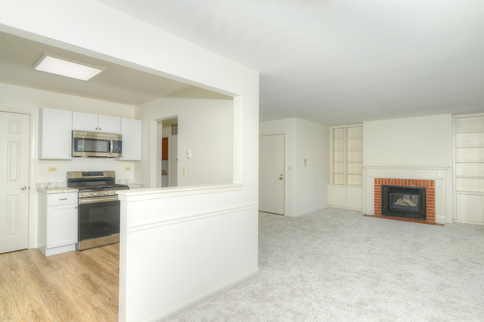 600 Eastview Court Unit: X1