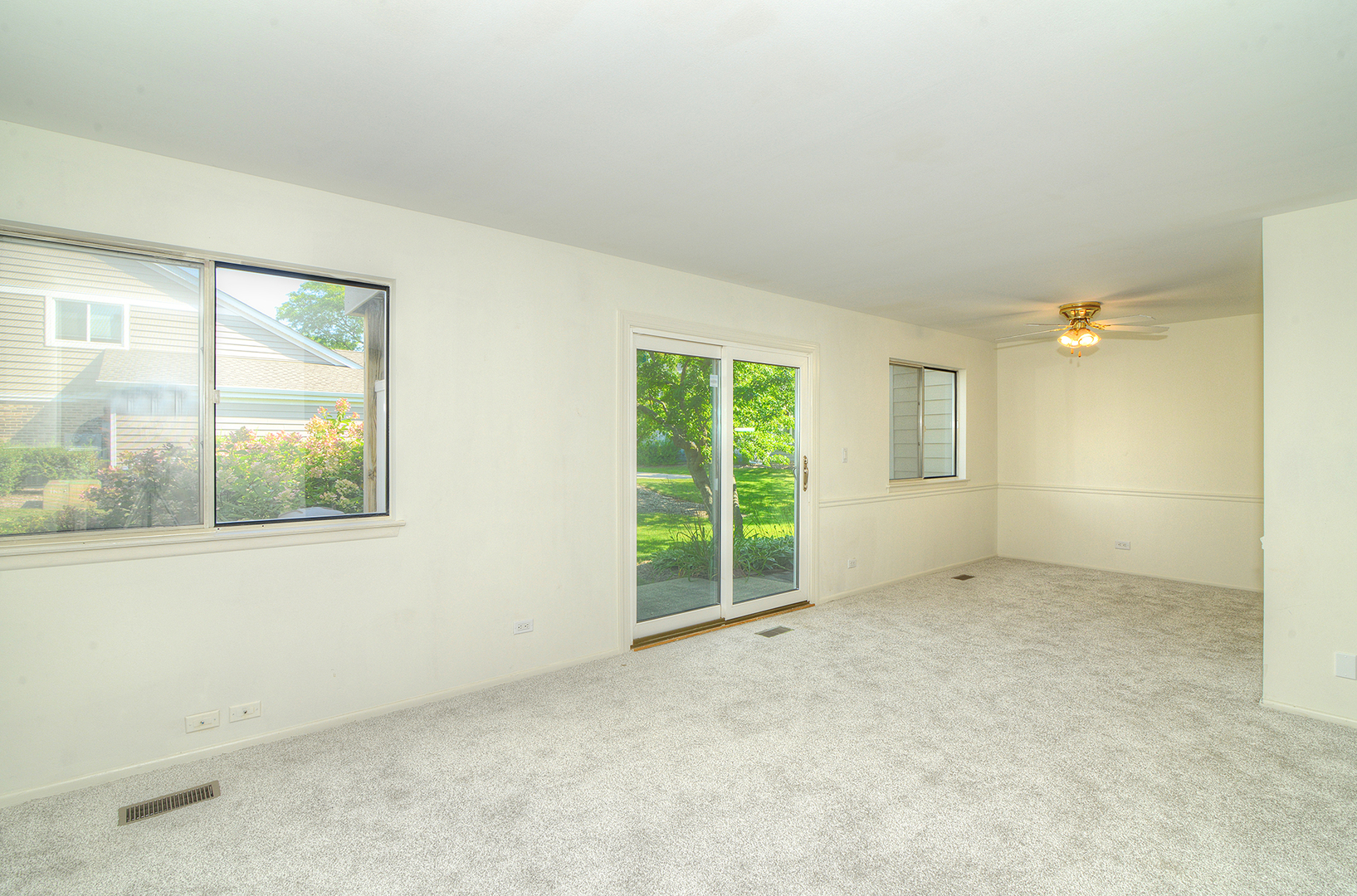 600 Eastview Court Unit: X1
