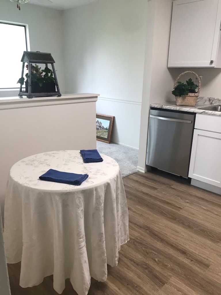 600 Eastview Court Unit: X1