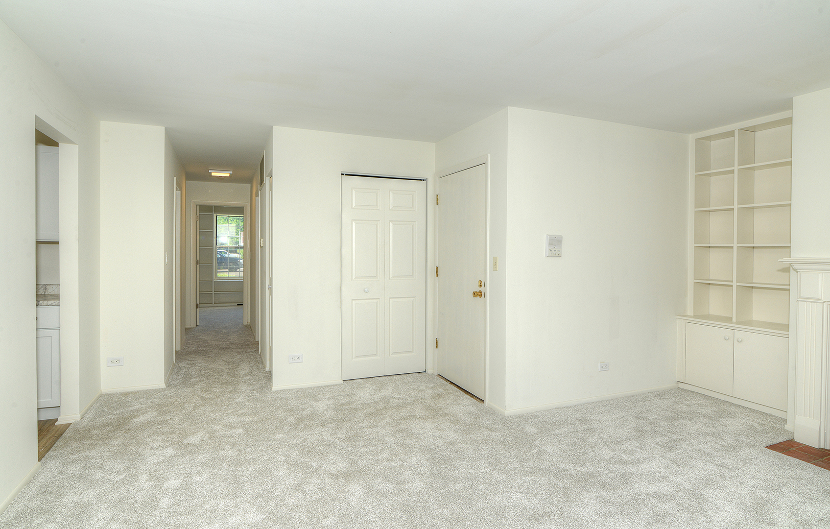 600 Eastview Court Unit: X1