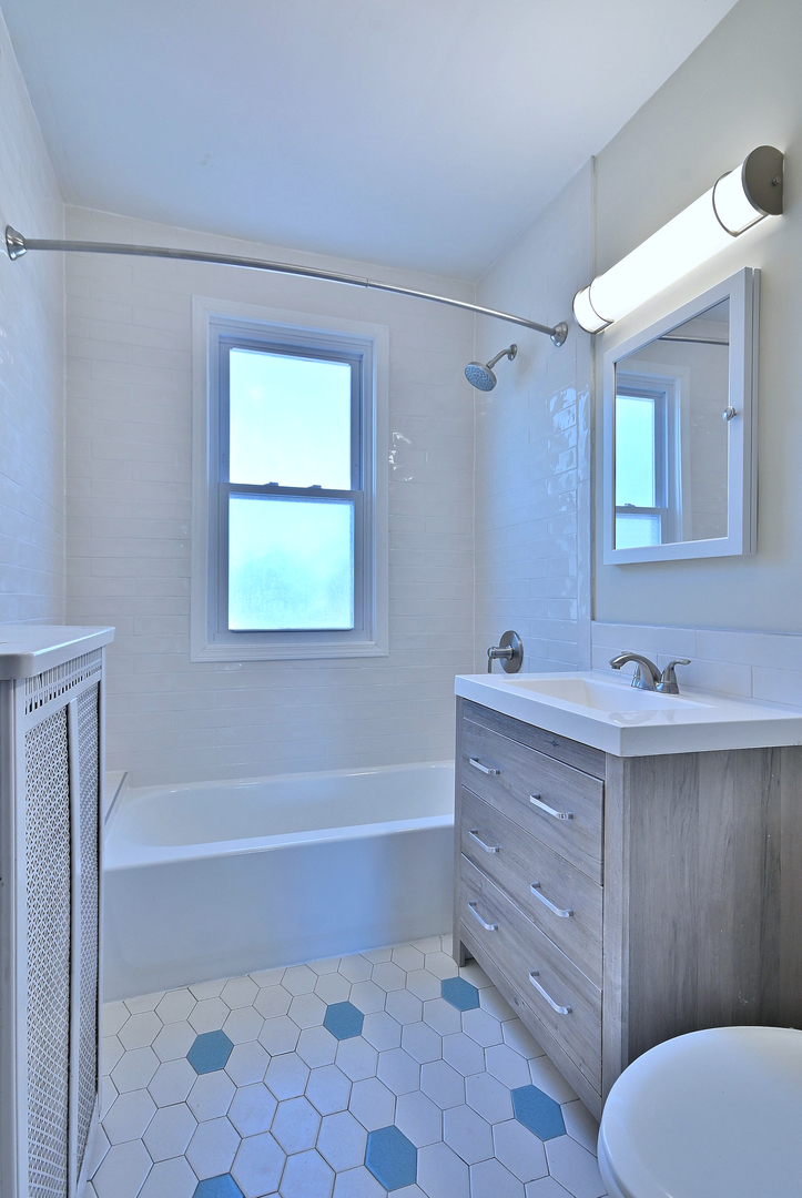 245 S Addison Street