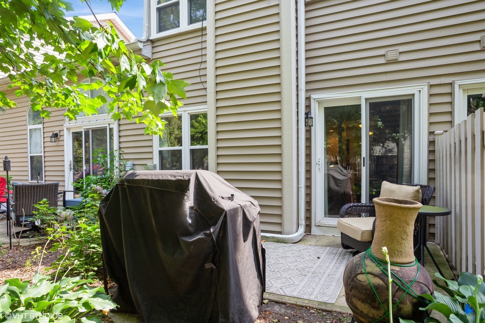 1077 Lakewood Circle