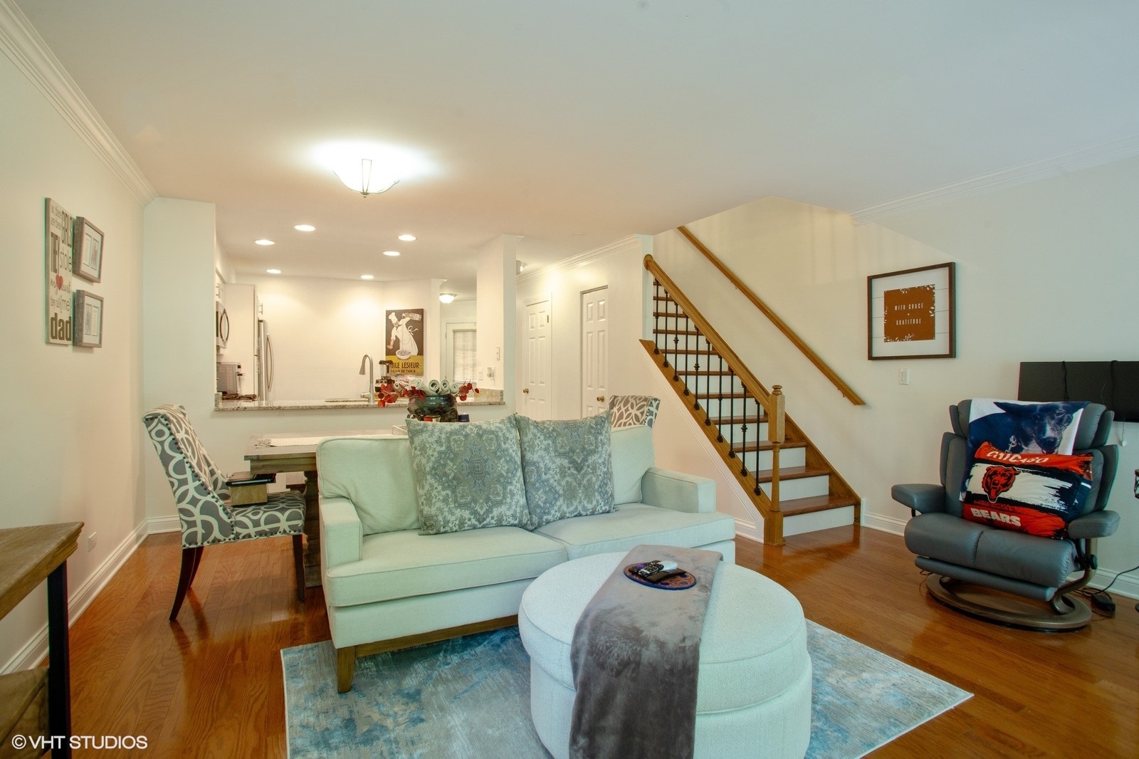 1077 Lakewood Circle