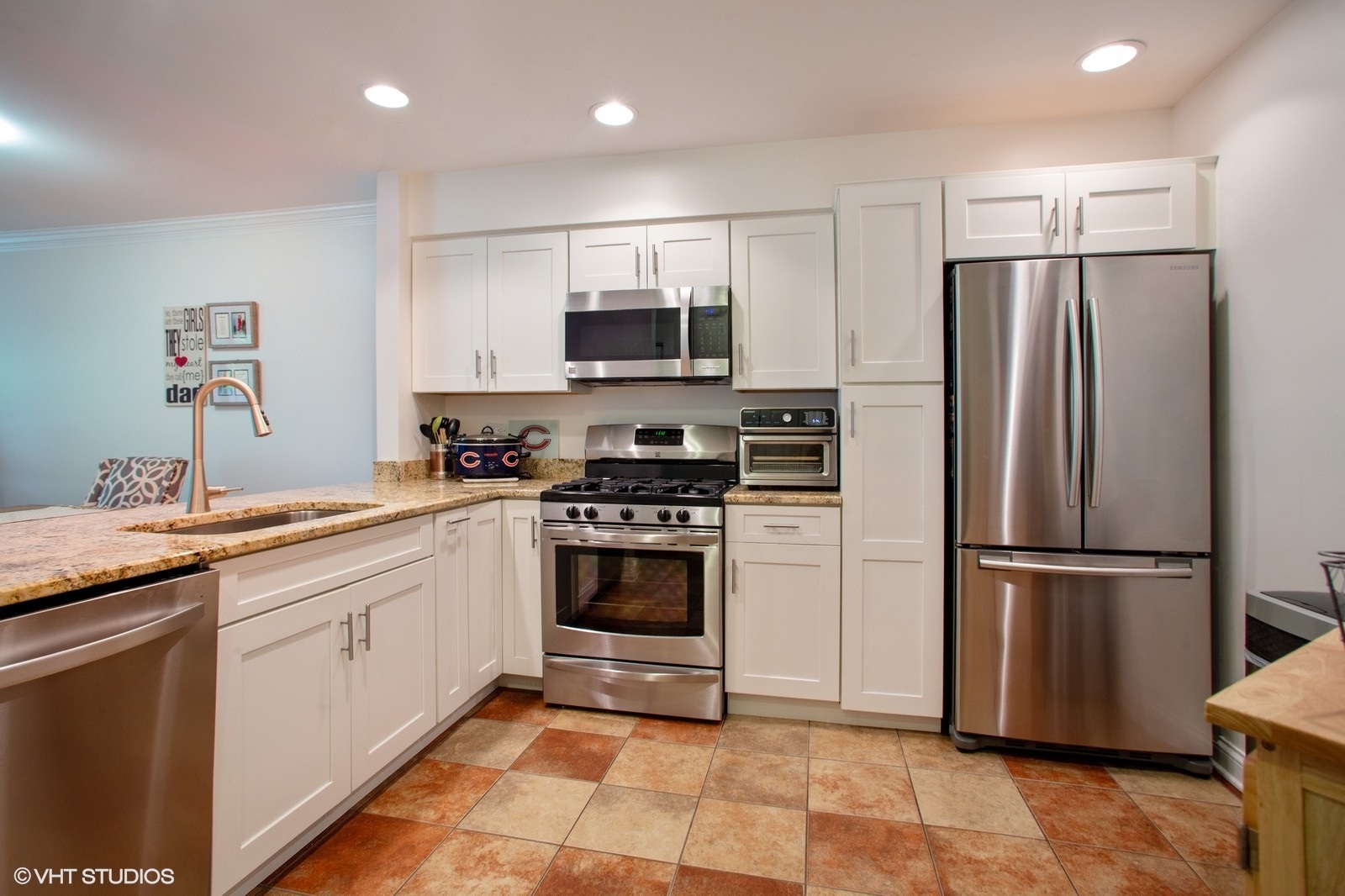 1077 Lakewood Circle