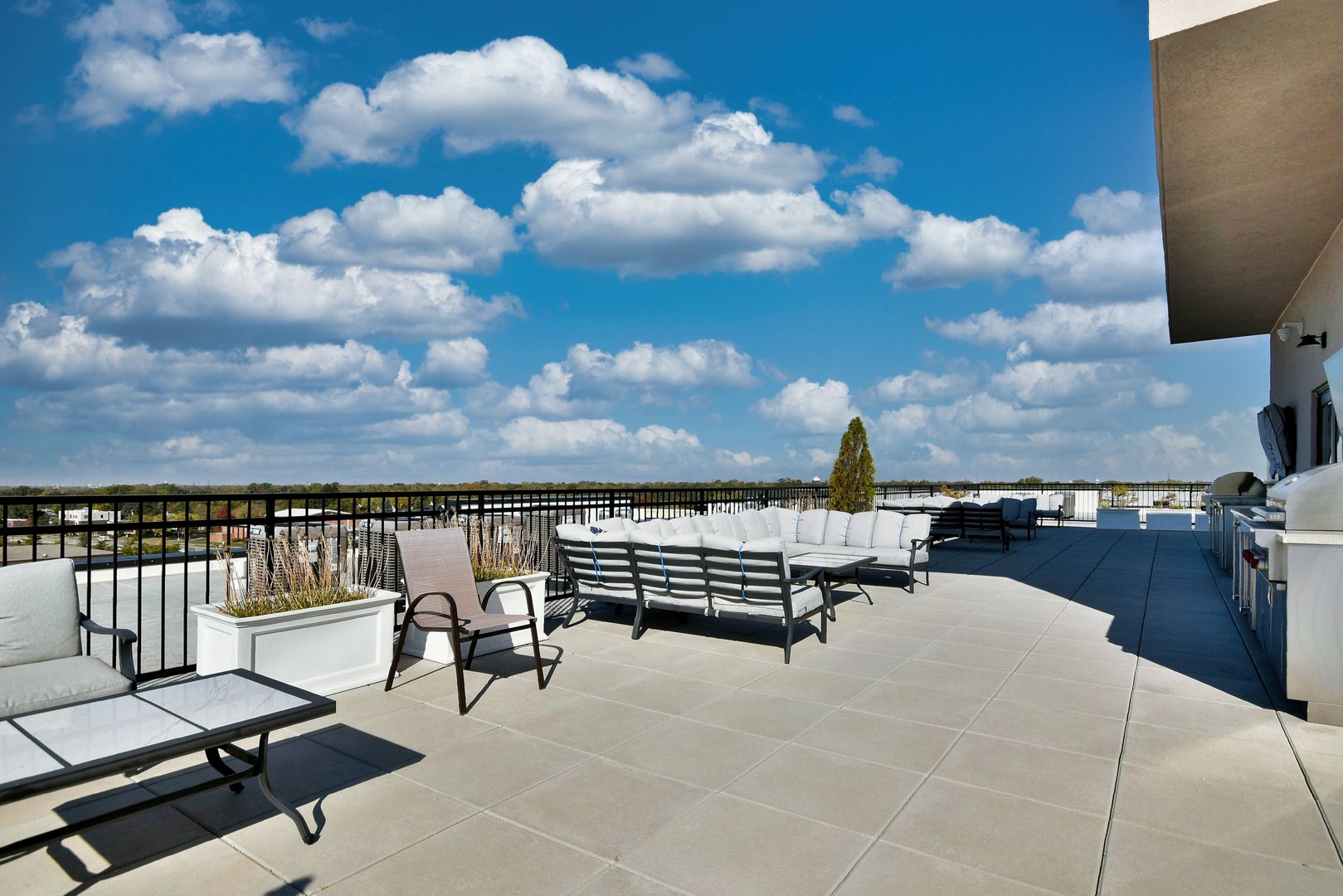 105 S Cottage Hill Avenue Unit: 303