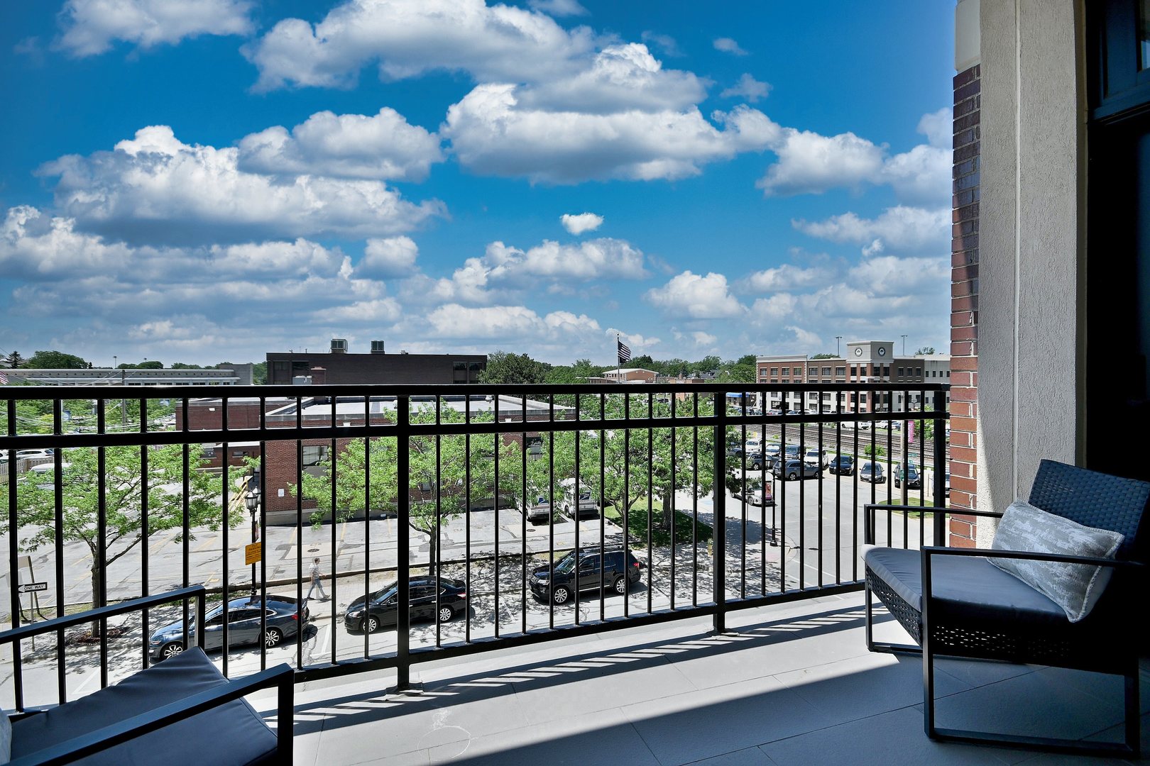 105 S Cottage Hill Avenue Unit: 303