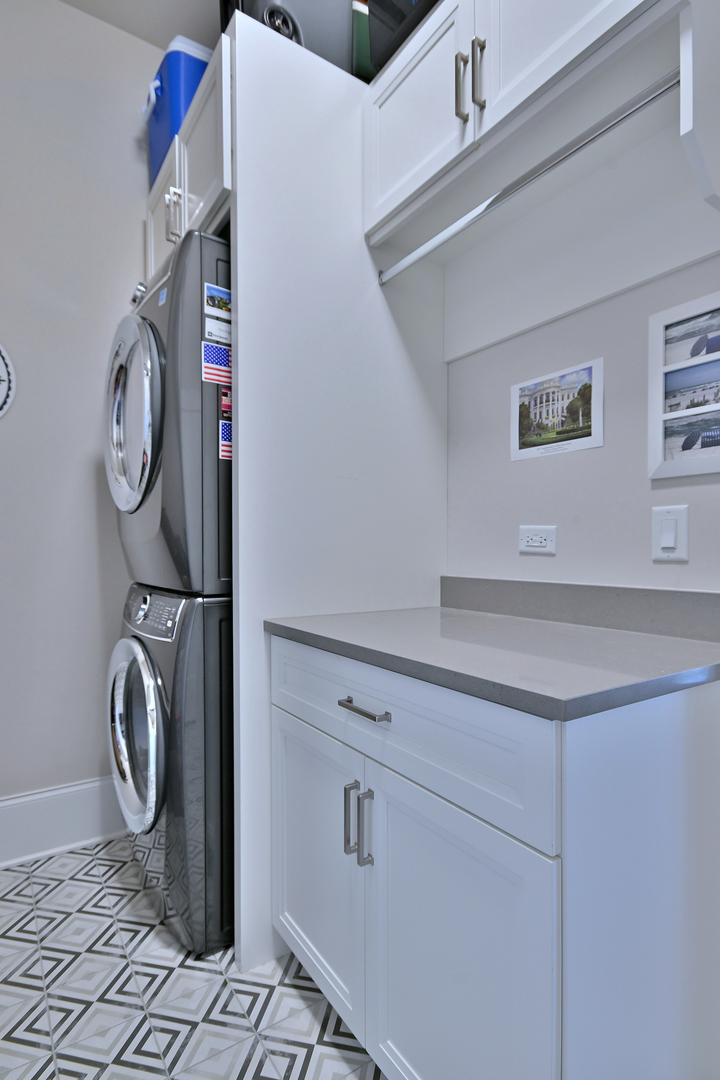 105 S Cottage Hill Avenue Unit: 303