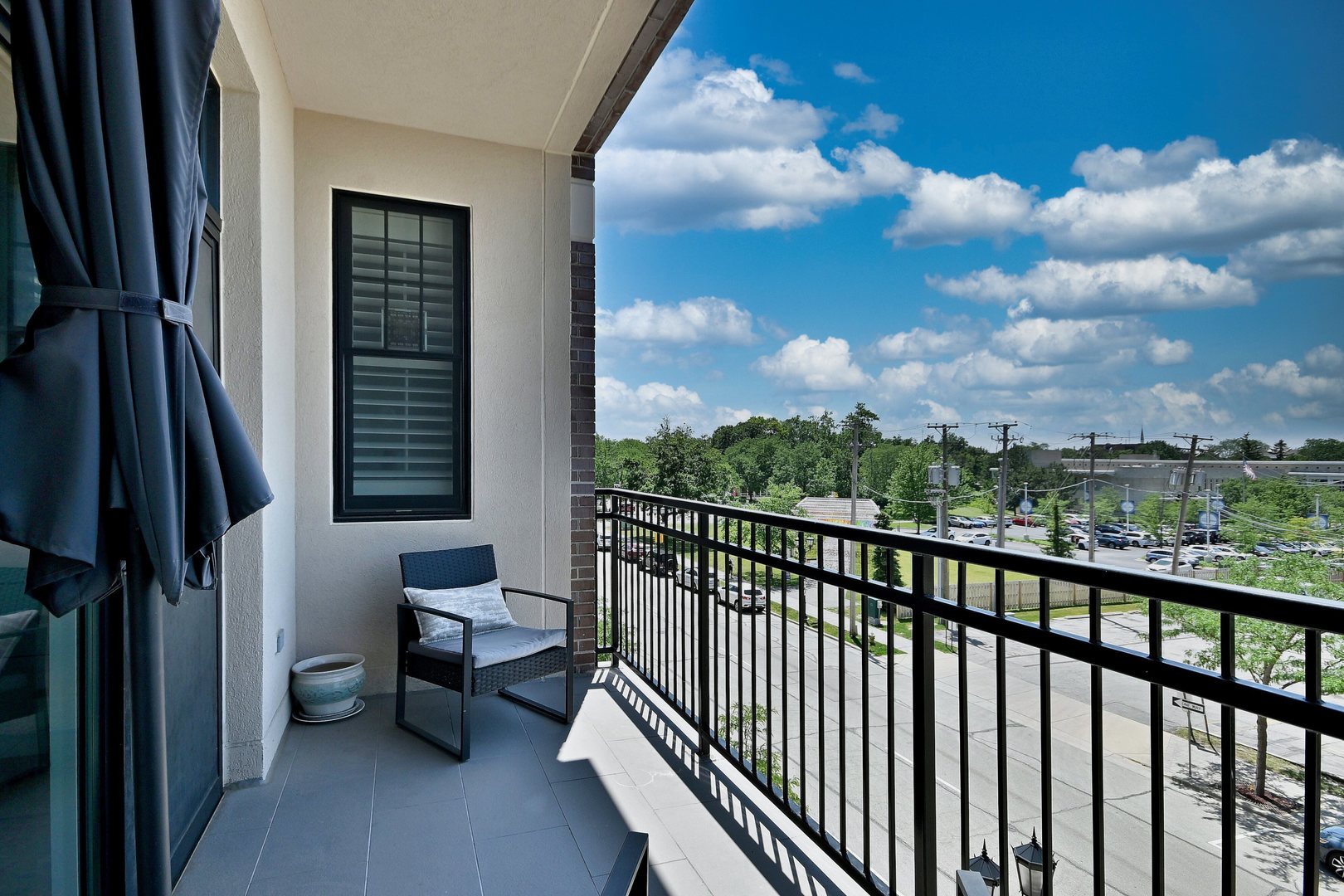 105 S Cottage Hill Avenue Unit: 303
