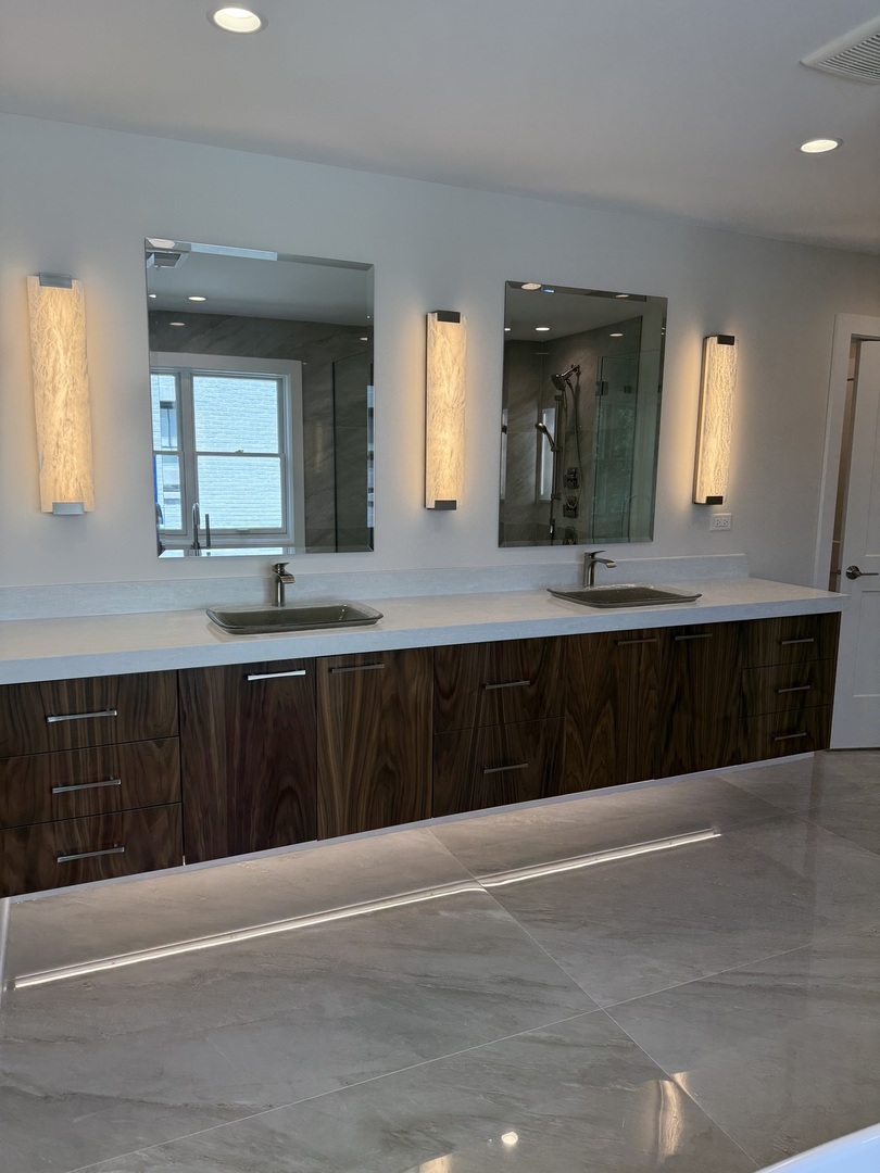 740 S Berkley Avenue