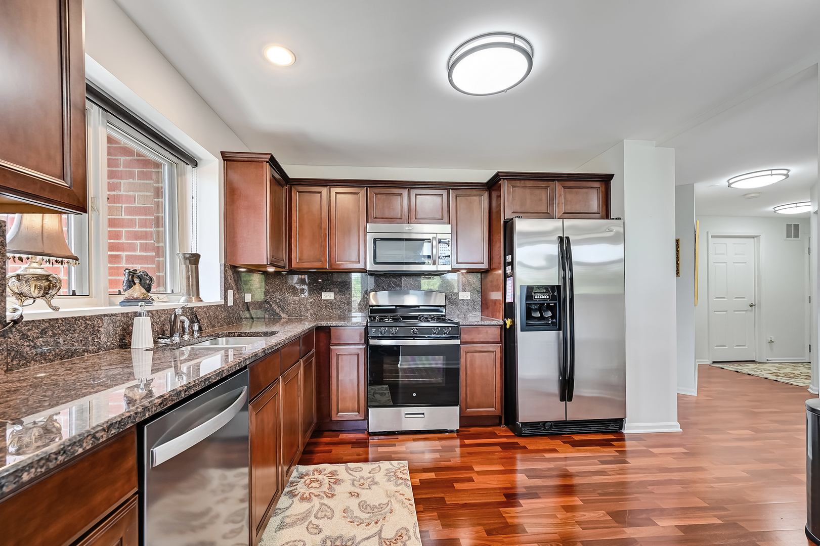 855 E 22nd Street Unit: 305