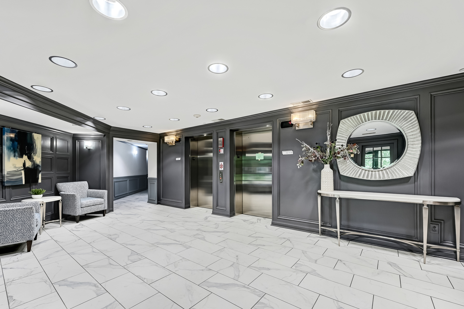 855 E 22nd Street Unit: 305