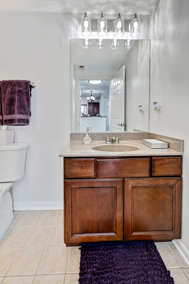 855 E 22nd Street Unit: 305