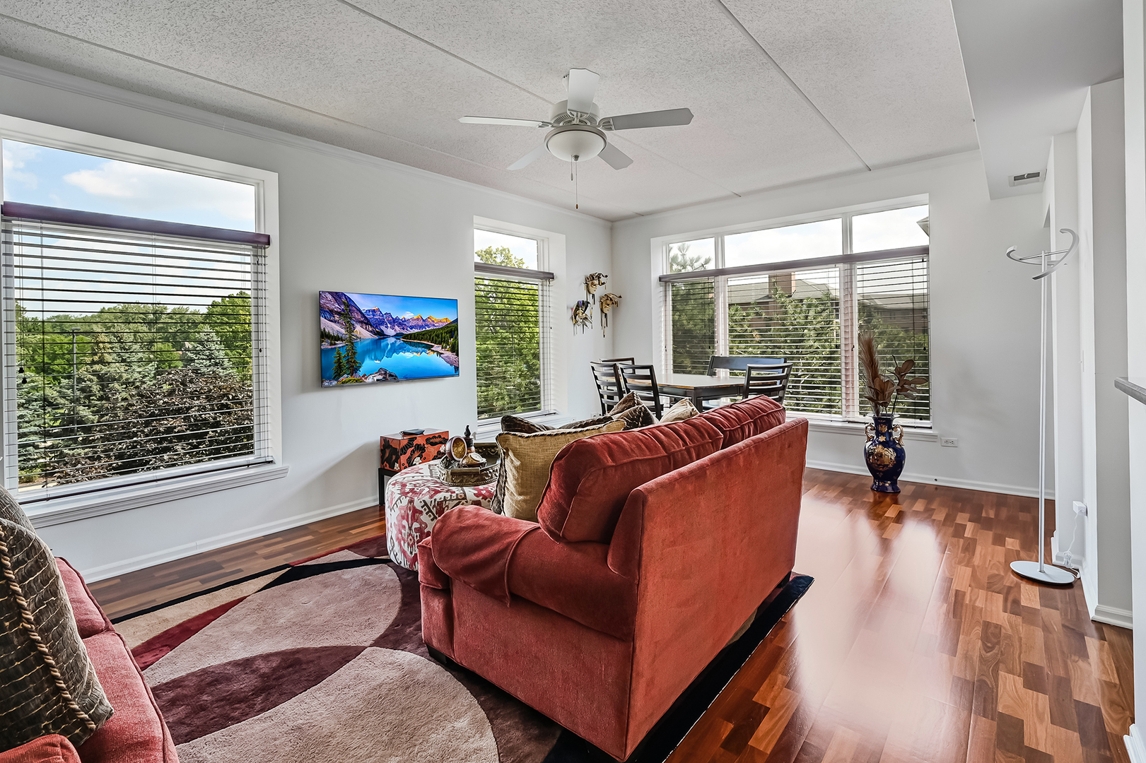 855 E 22nd Street Unit: 305