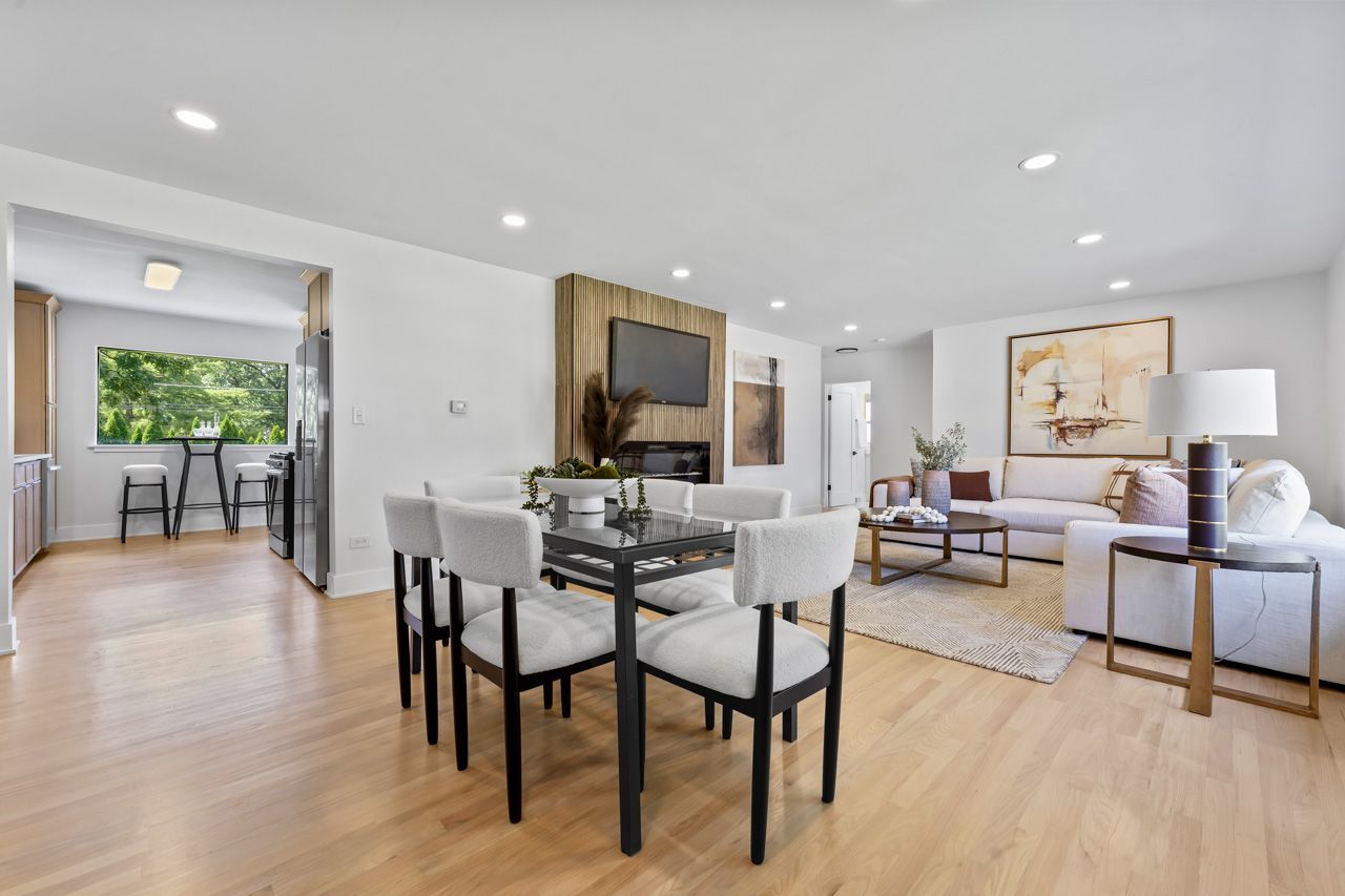 330 N Oaklawn Avenue