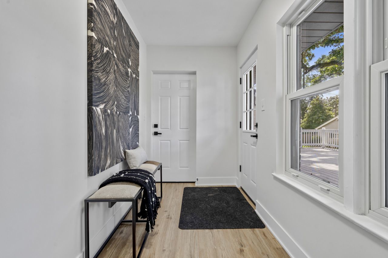 330 N Oaklawn Avenue