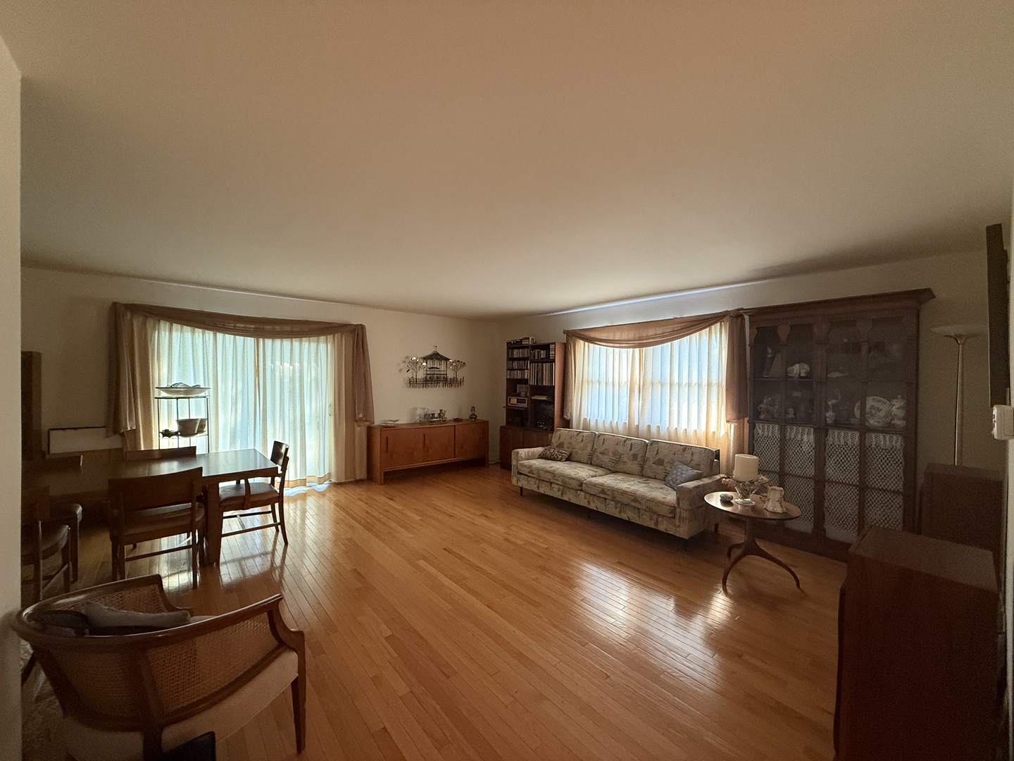 537 N Lombard Avenue