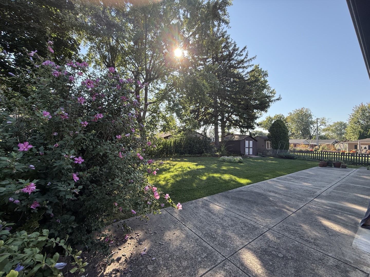 537 N Lombard Avenue