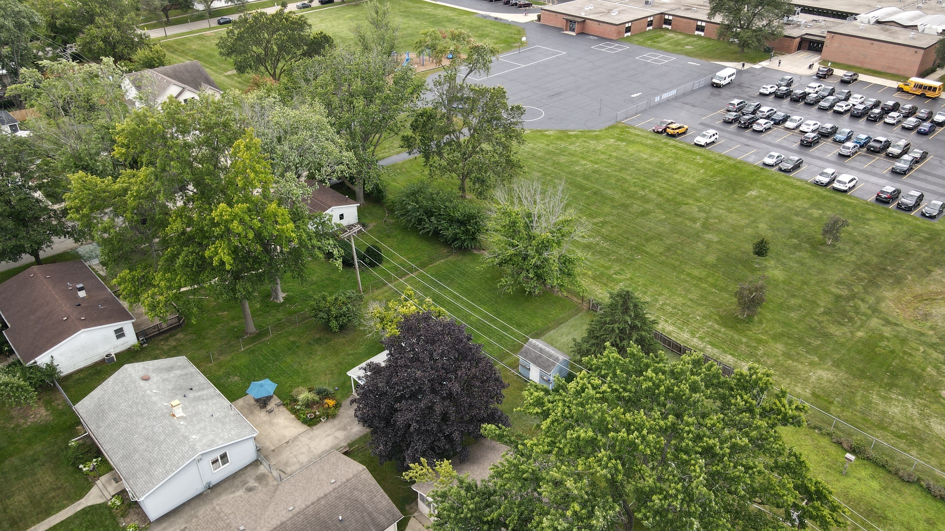 434 N Lincoln Avenue