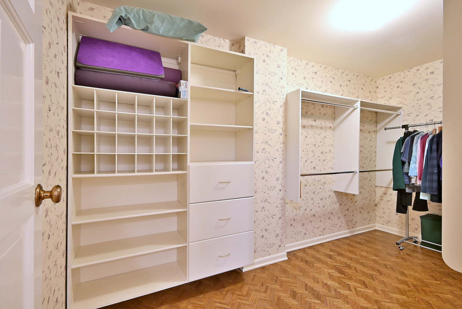 6 Oak Brook Club Drive Unit: J102