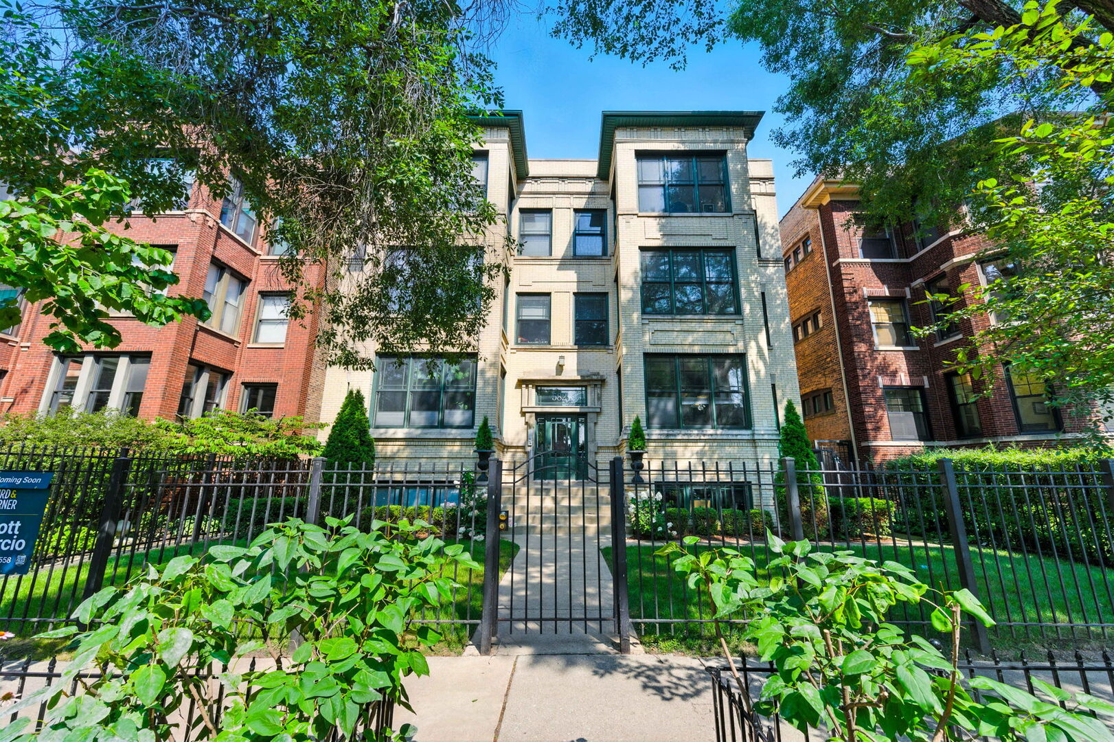 5821 N WINTHROP Avenue Unit: GN