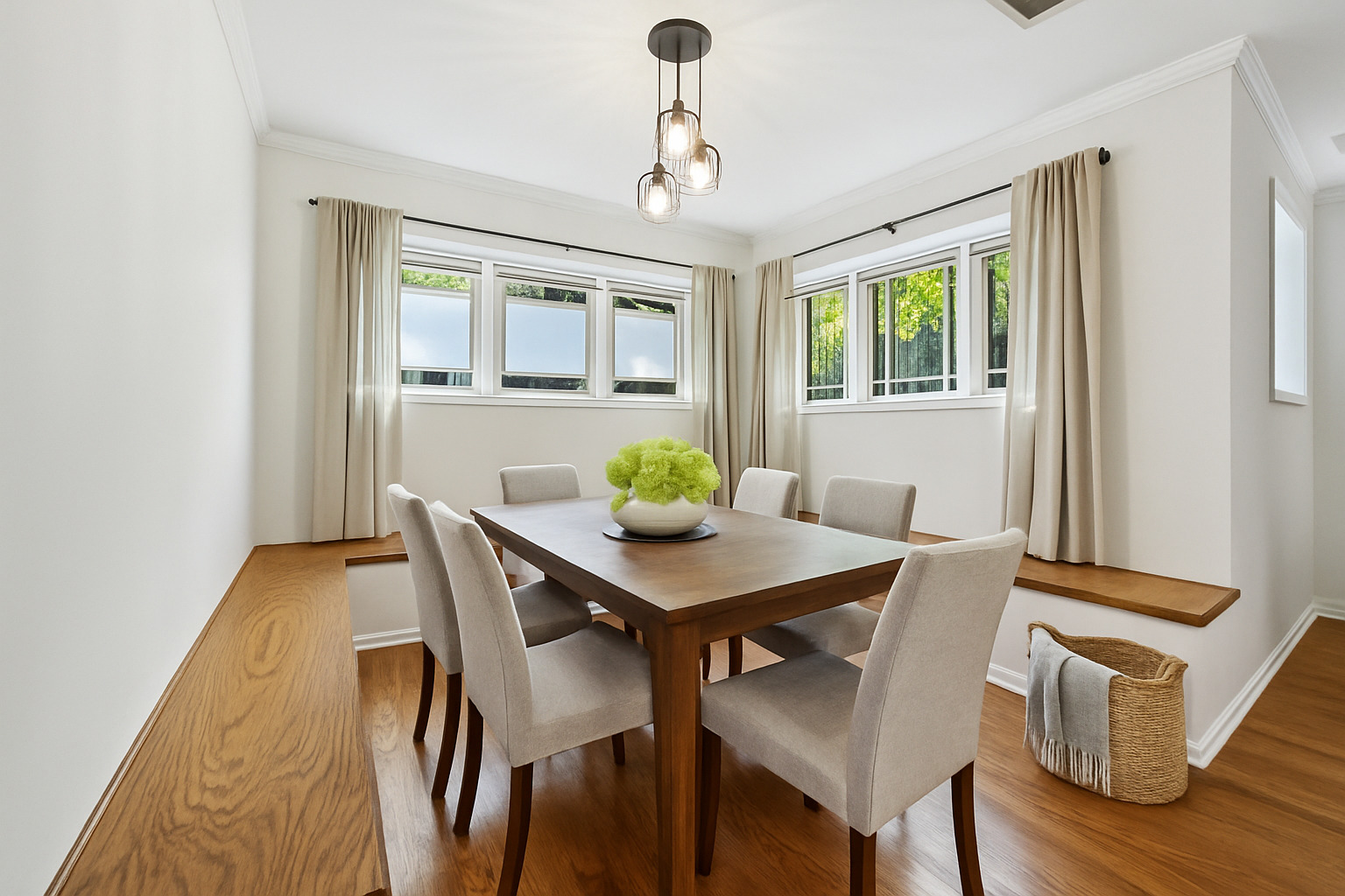 5821 N WINTHROP Avenue Unit: GN