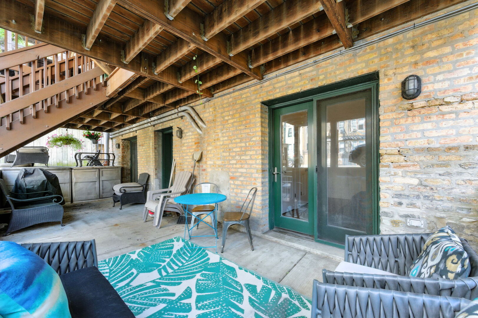 5821 N WINTHROP Avenue Unit: GN