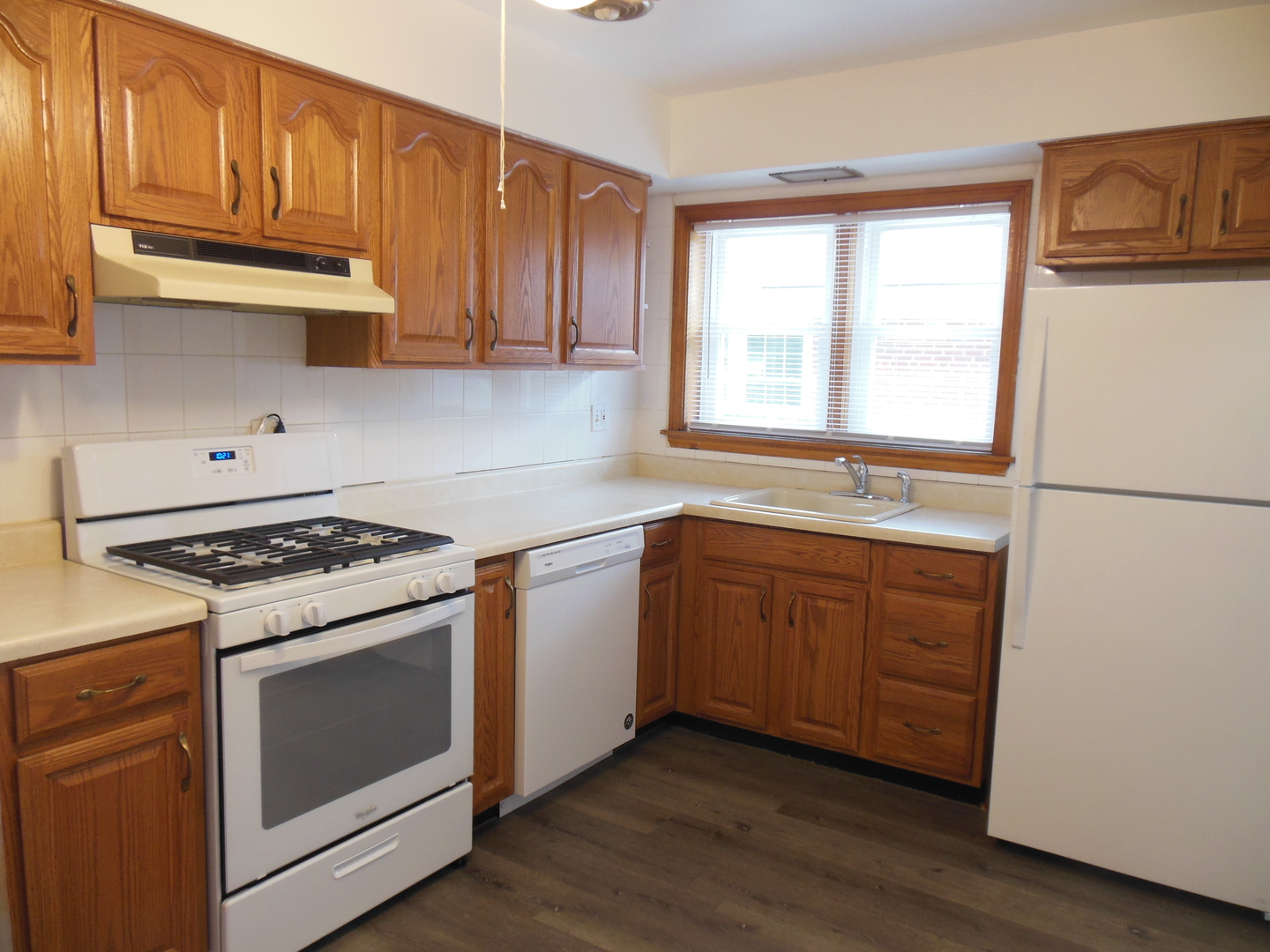 508 E Butterfield Road