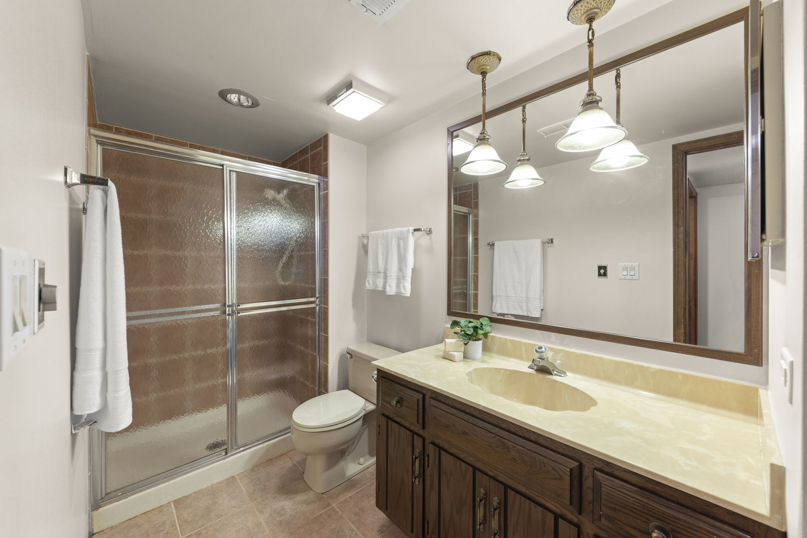 21W756 Mccarron Road