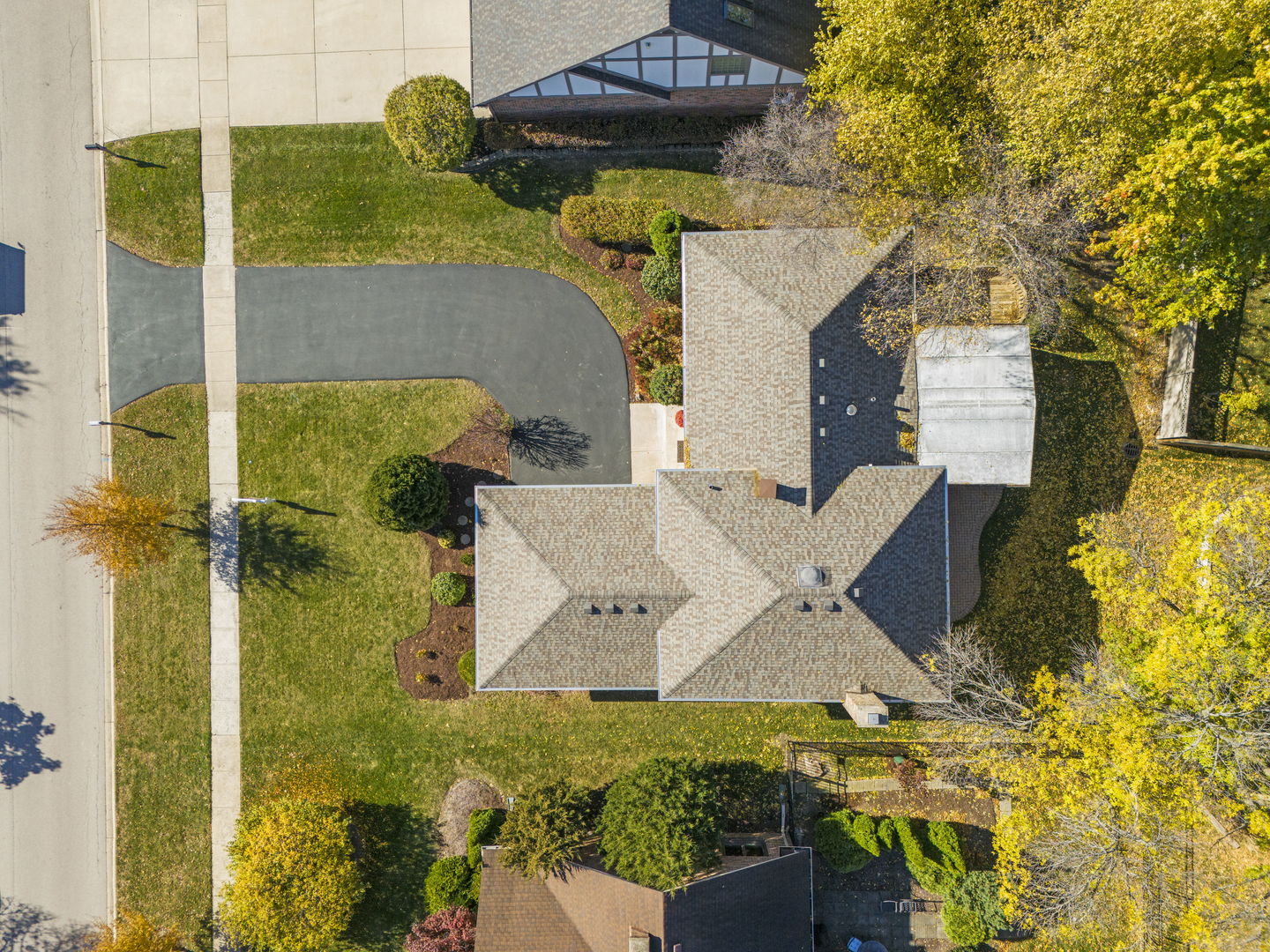 21W756 Mccarron Road