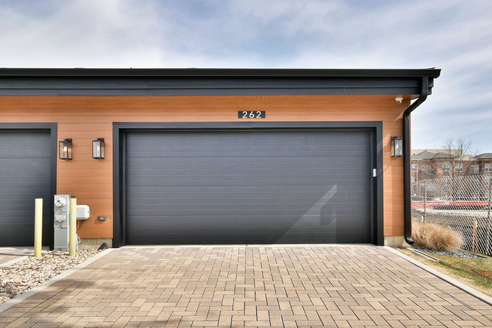 262 N Addison Avenue