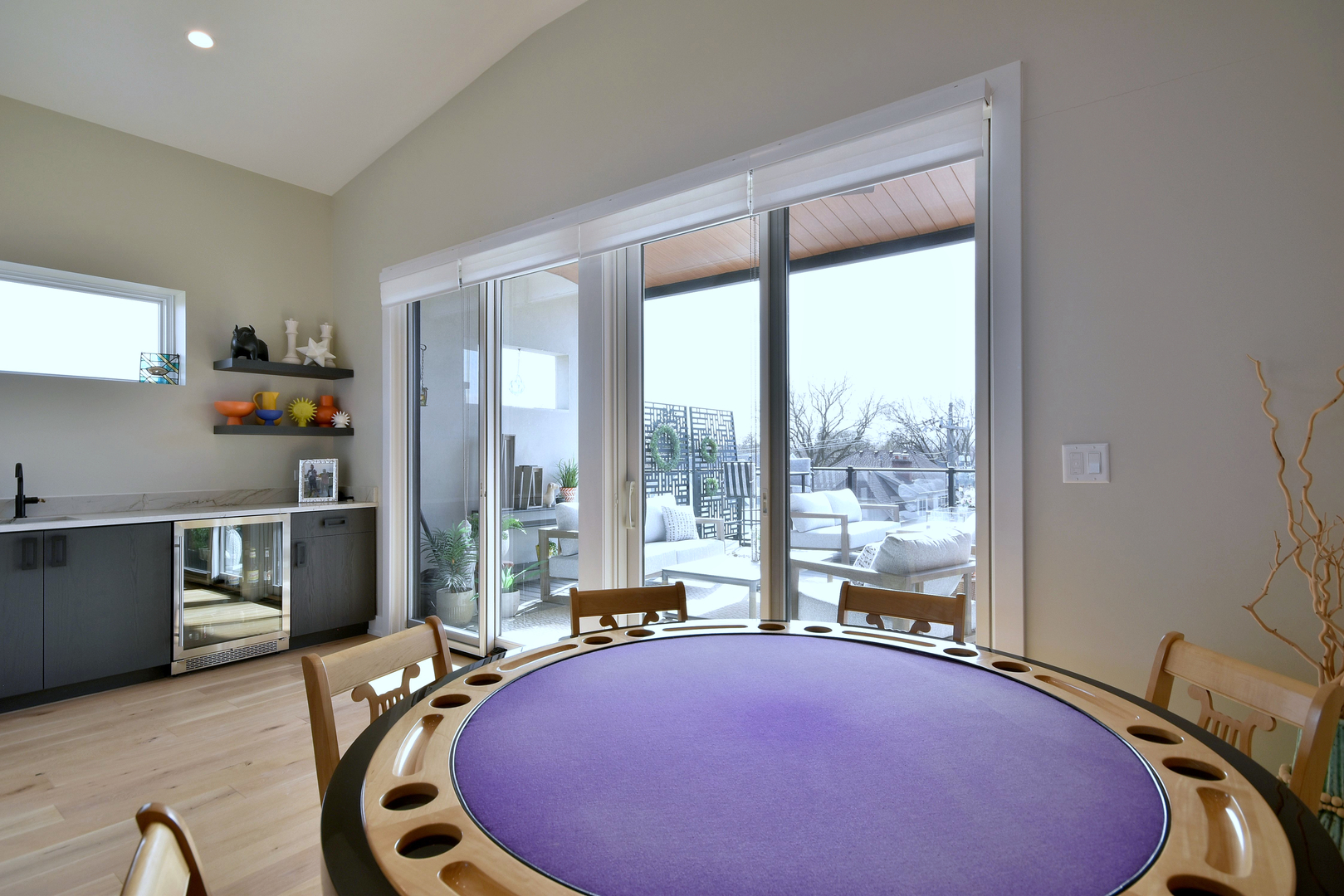 262 N Addison Avenue