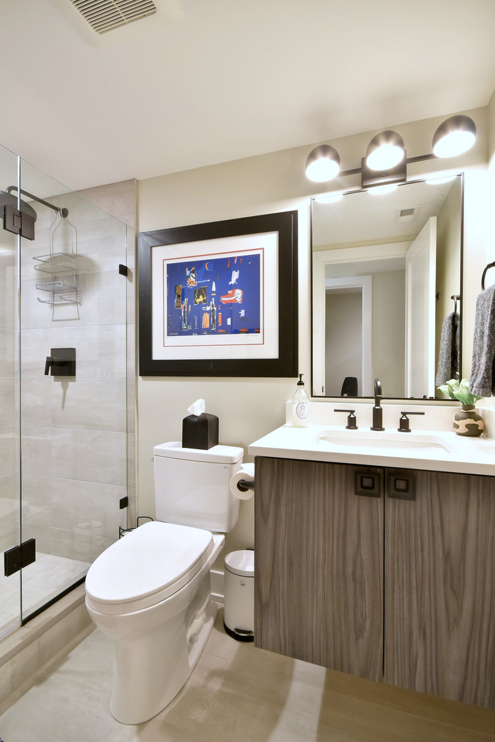 262 N Addison Avenue