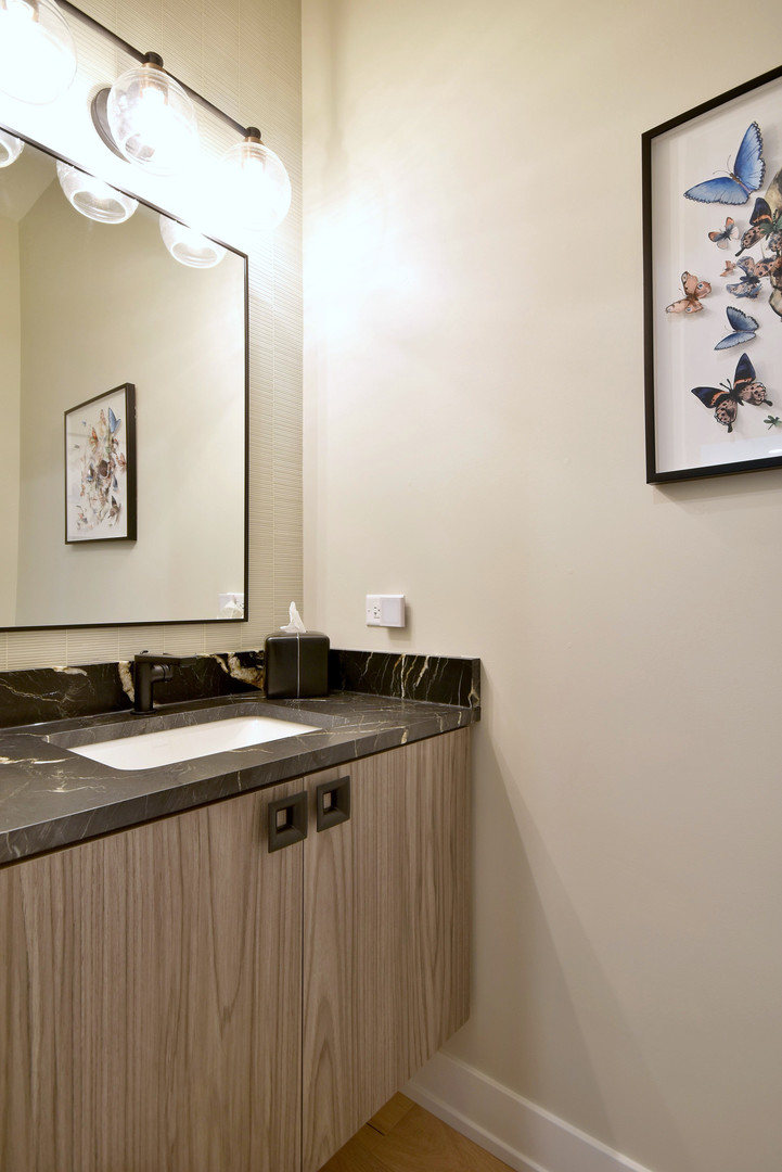 262 N Addison Avenue