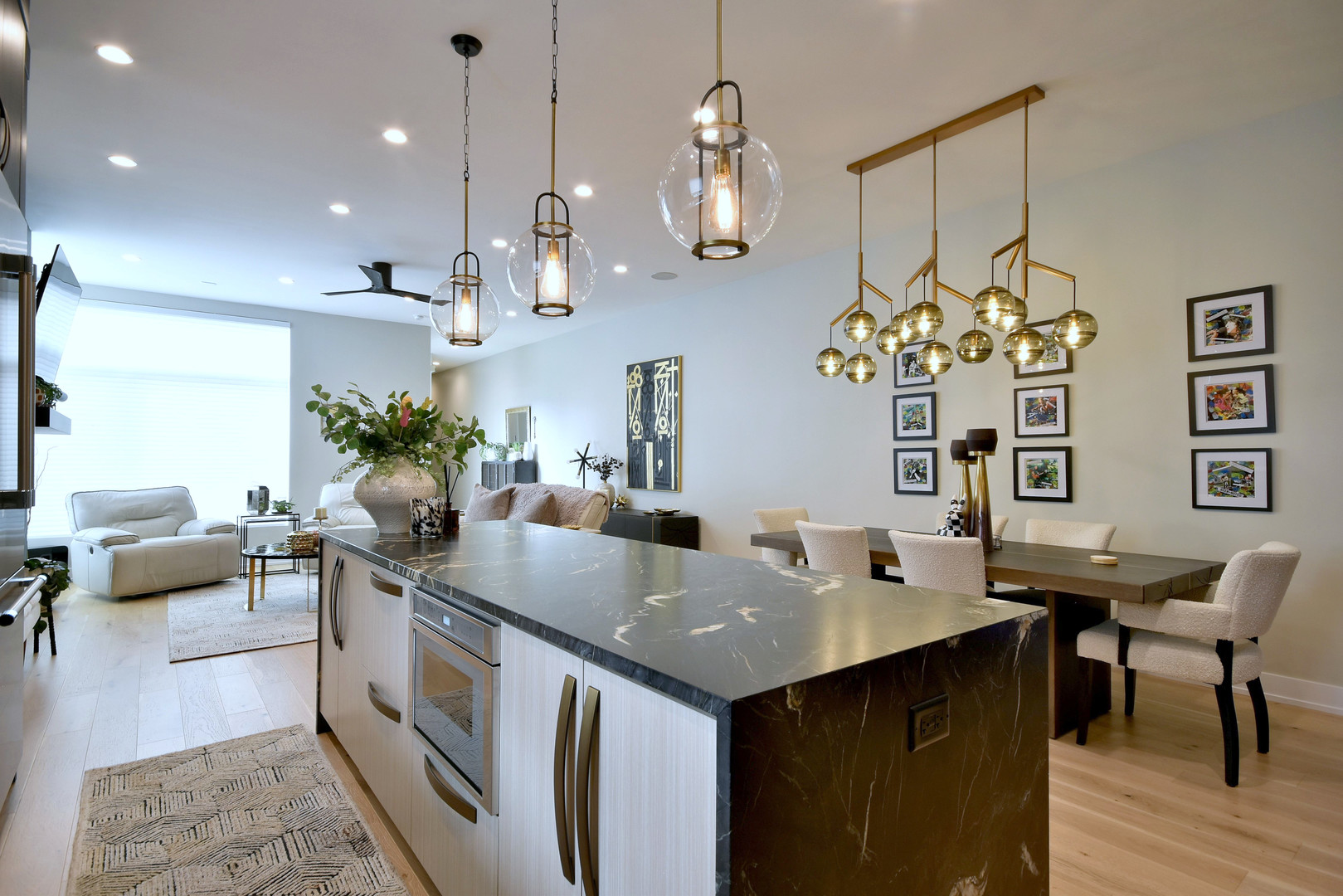 262 N Addison Avenue