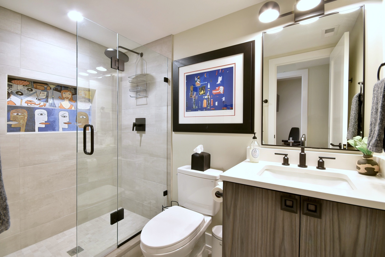 262 N Addison Avenue