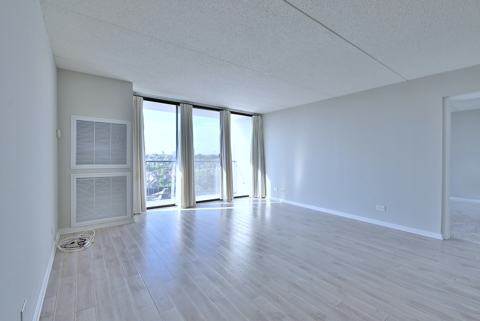 2015 S Finley Road Unit: 903