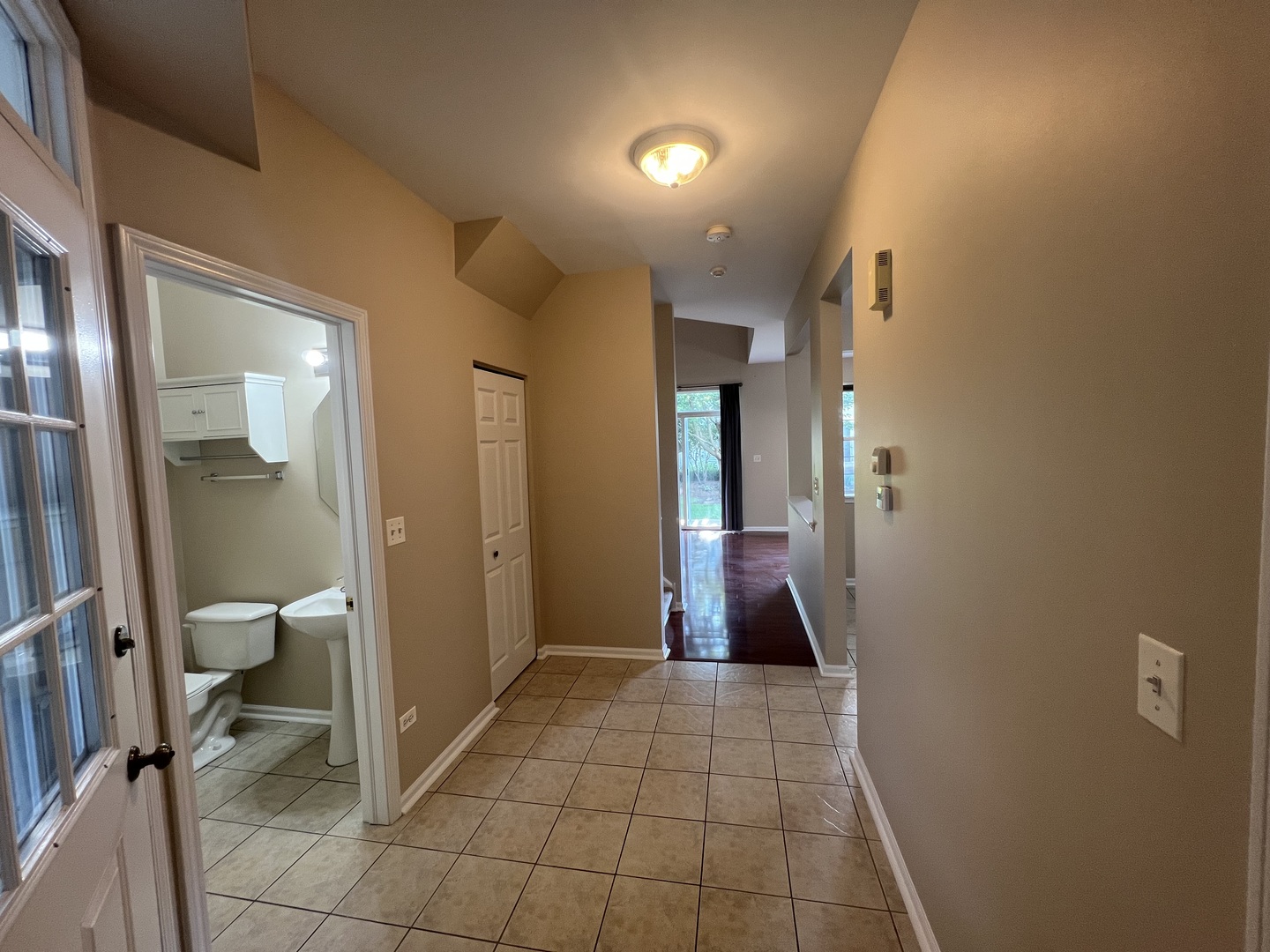 2820 White Thorn Circle Unit: 2820