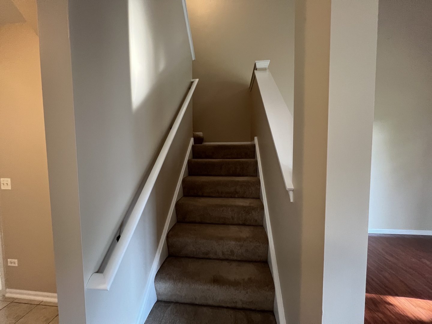 2820 White Thorn Circle Unit: 2820