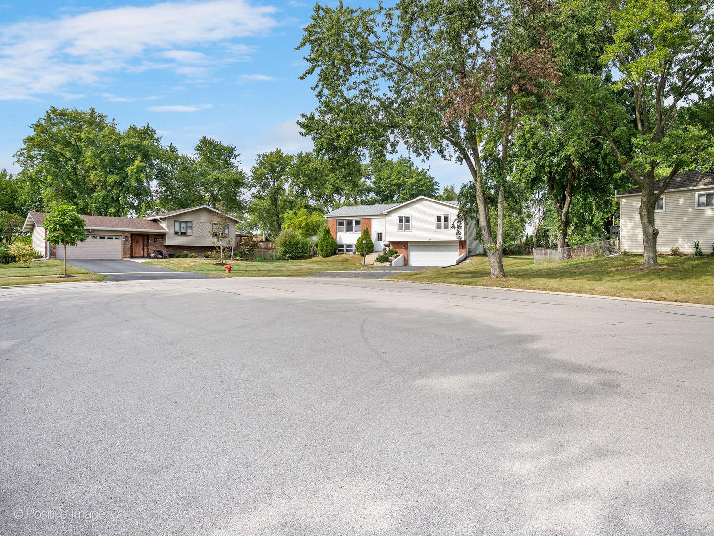 8136 Lindenwood Lane