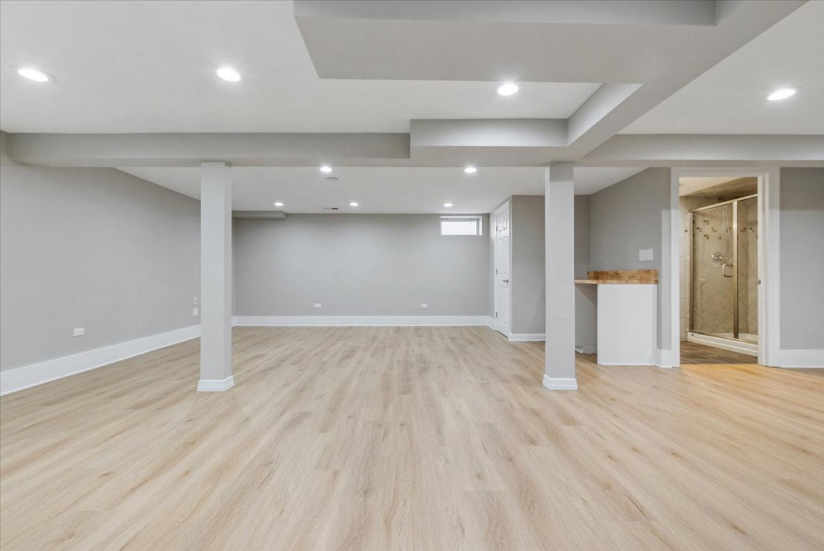 617 S Madison Avenue