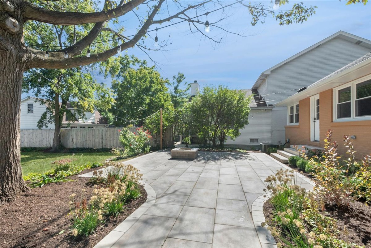 617 S Madison Avenue