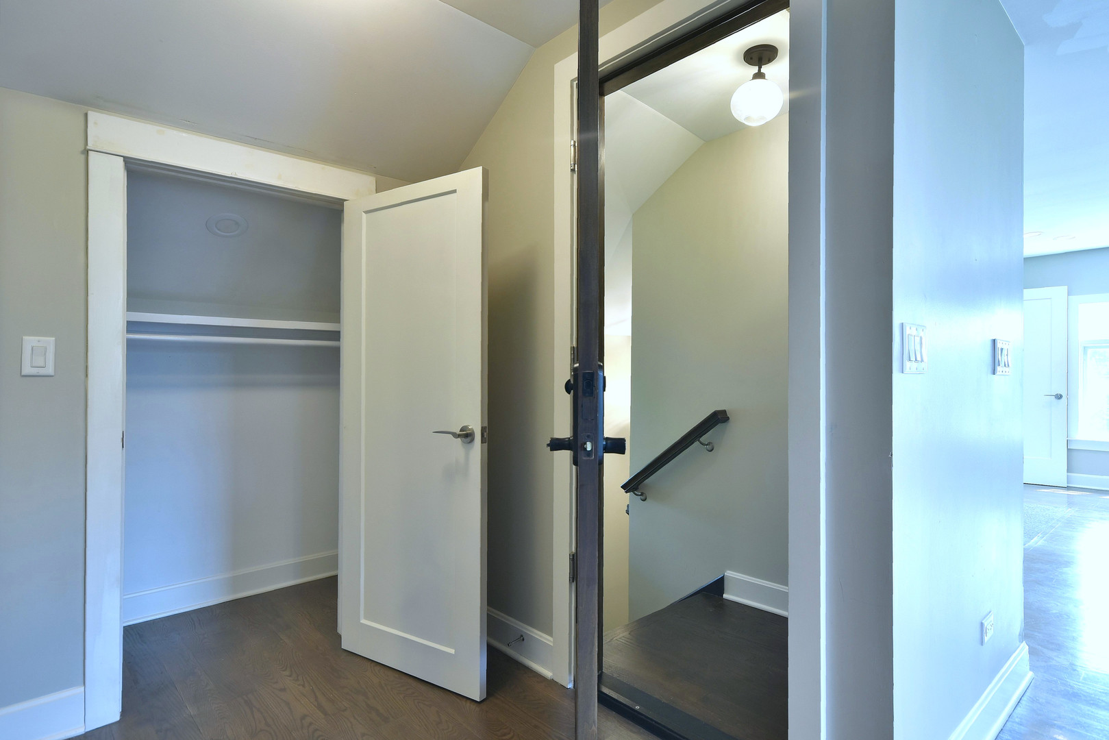 296 N Maple Avenue Unit: 3