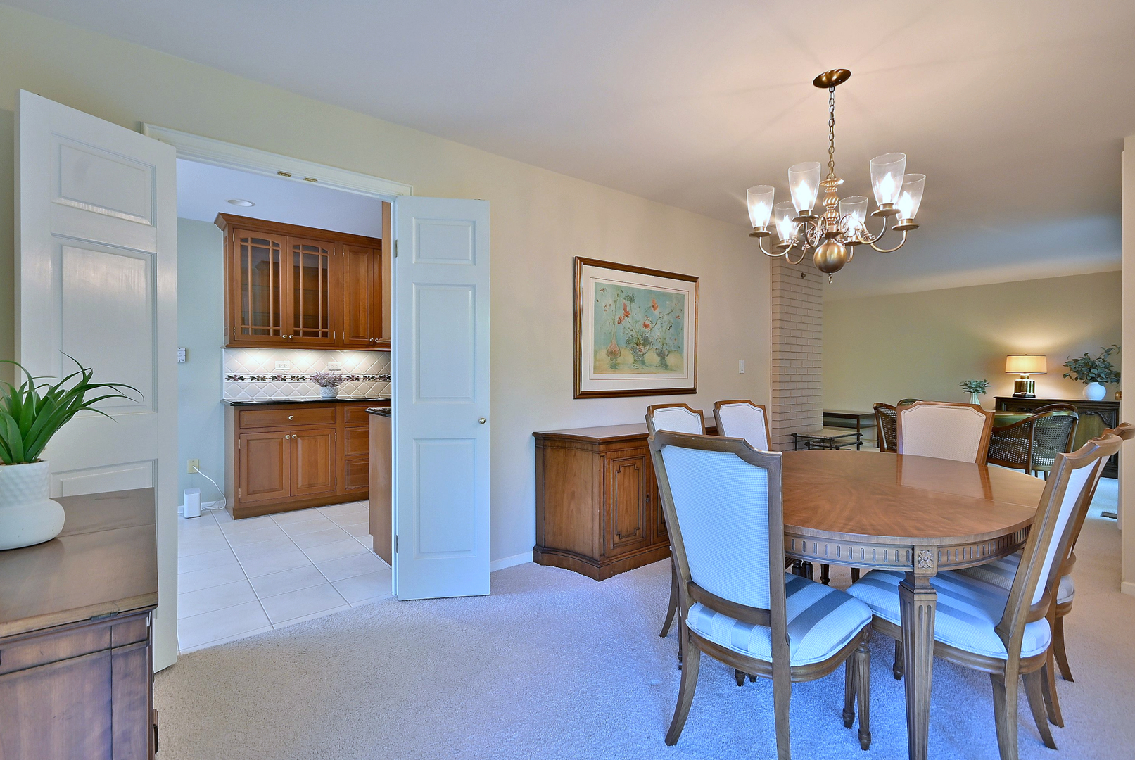 1 Oak Brook Club Drive Unit: A105