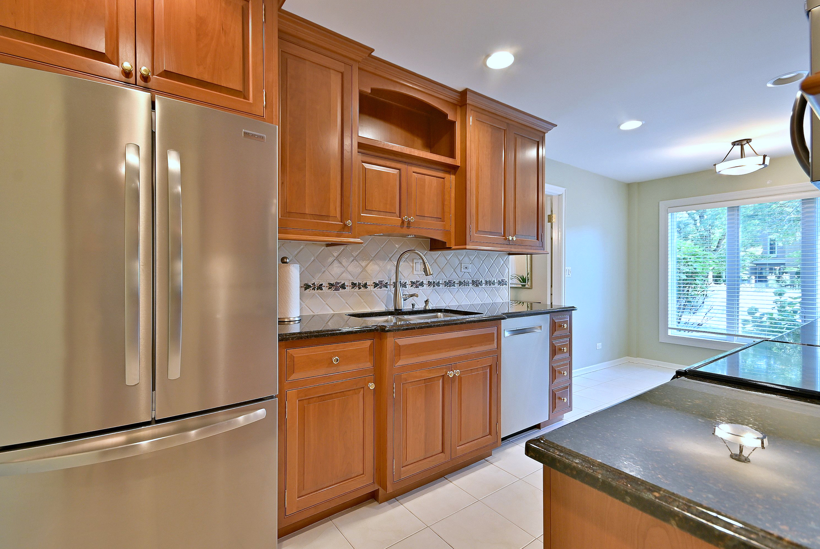 1 Oak Brook Club Drive Unit: A105