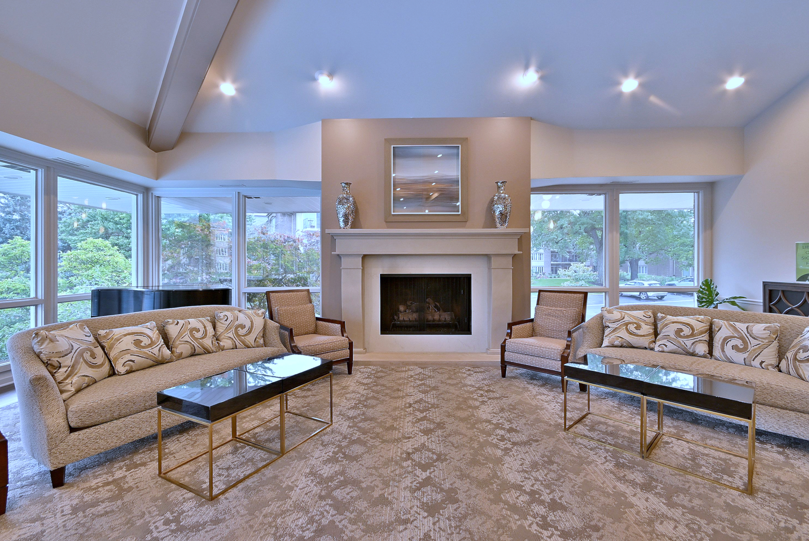 1 Oak Brook Club Drive Unit: A105