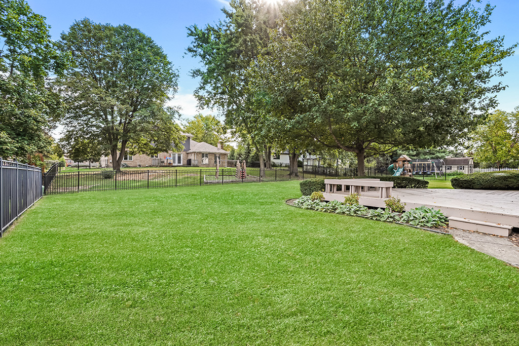 13755 S Golden Oak Drive