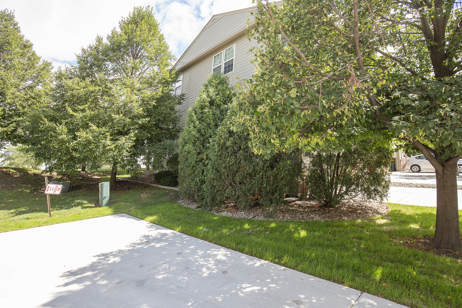 1457 Blackhawk Court Unit: 1