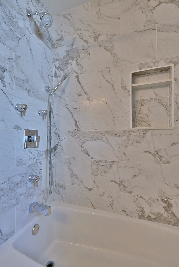 827 S Kearsage Avenue